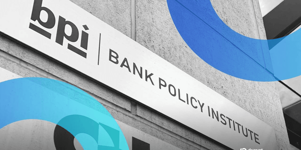 Stablecoin Regulation: Navigating Secondary Market Risks